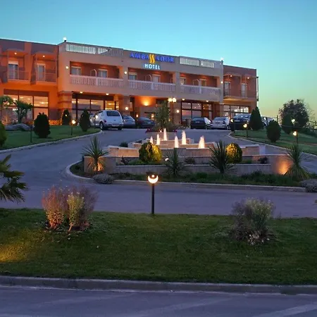 Ambassador Hotel 3*